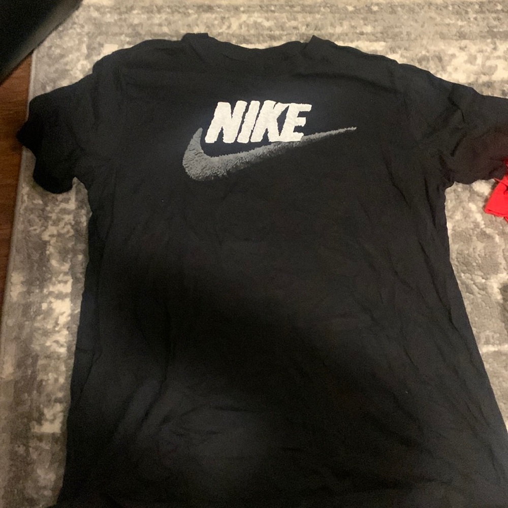 Mens Nike T-shirt